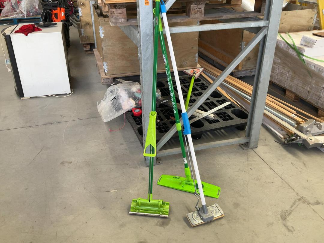 Photo '9' of Numatic - VCN1804 All Terrain Commercial Janitorial Trolley & 3 Mops