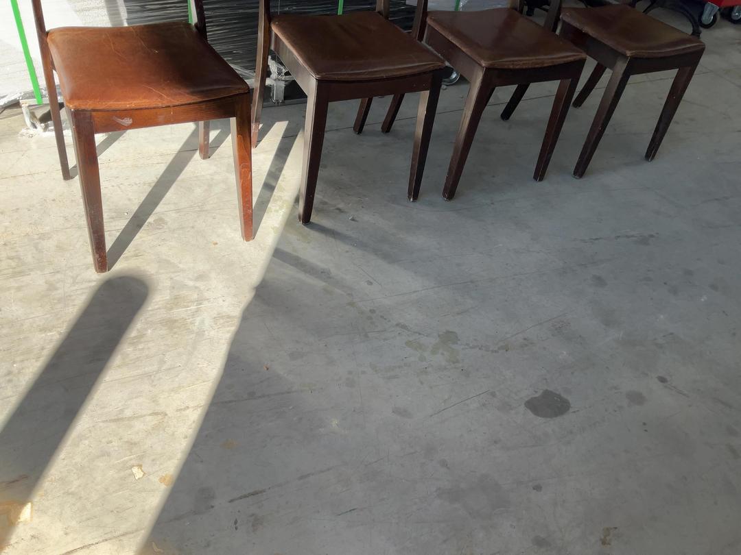 Photo '19' of 4x Brown Coloured Dining Chairs