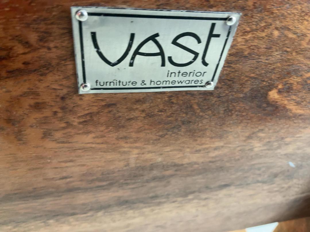 Photo '2' of 6x Vast Interior Wooden-Like Dining Chairs