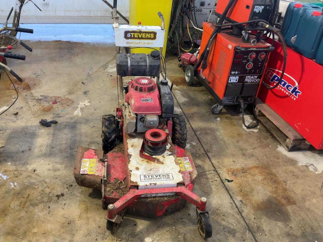 Photo '2' of Stevens MK III lawnmower Photo '2' of Stevens MK III lawnmower