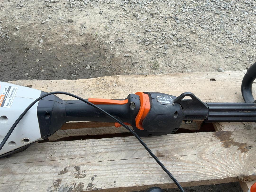 Photo '6' of Stihl FSA 135R Line Trimmer Photo '6' of Stihl FSA 135R Line Trimmer