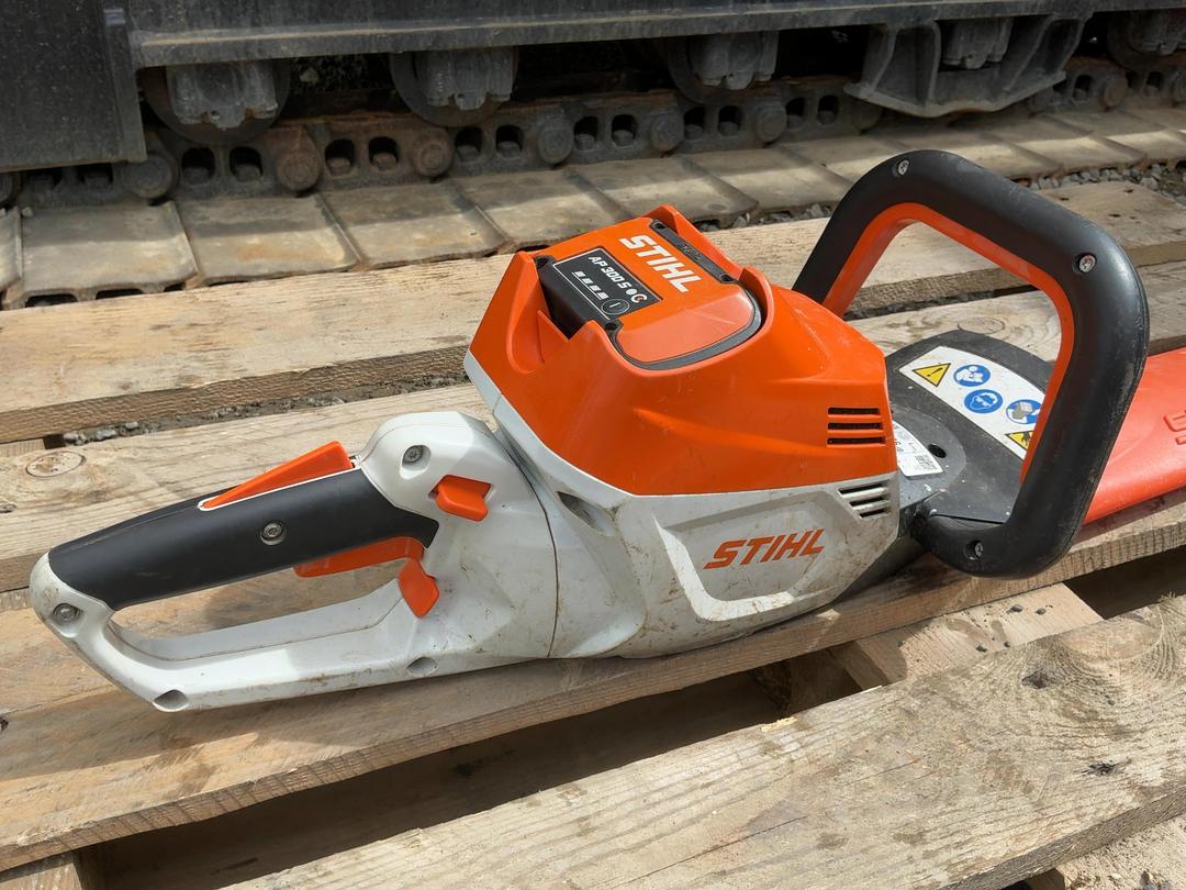 Photo '3' of Stihl HSA 100 Hedge Trimmer
