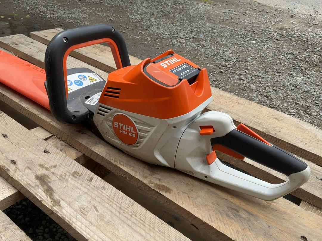 Photo '4' of Stihl HSA 100 Hedge Trimmer