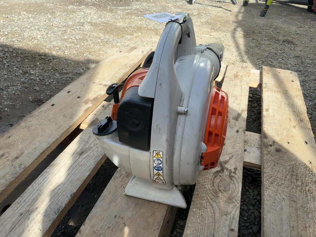 Photo '4' of Stihl BG56 Blower