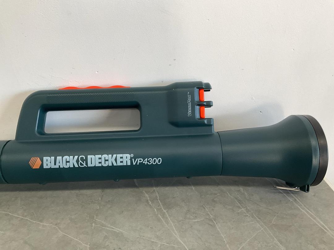 Photo '5' of Black and Decker Cordless Broom VP4300 - Skin Only Photo '5' of Black and Decker Cordless Broom VP4300 - Skin Only