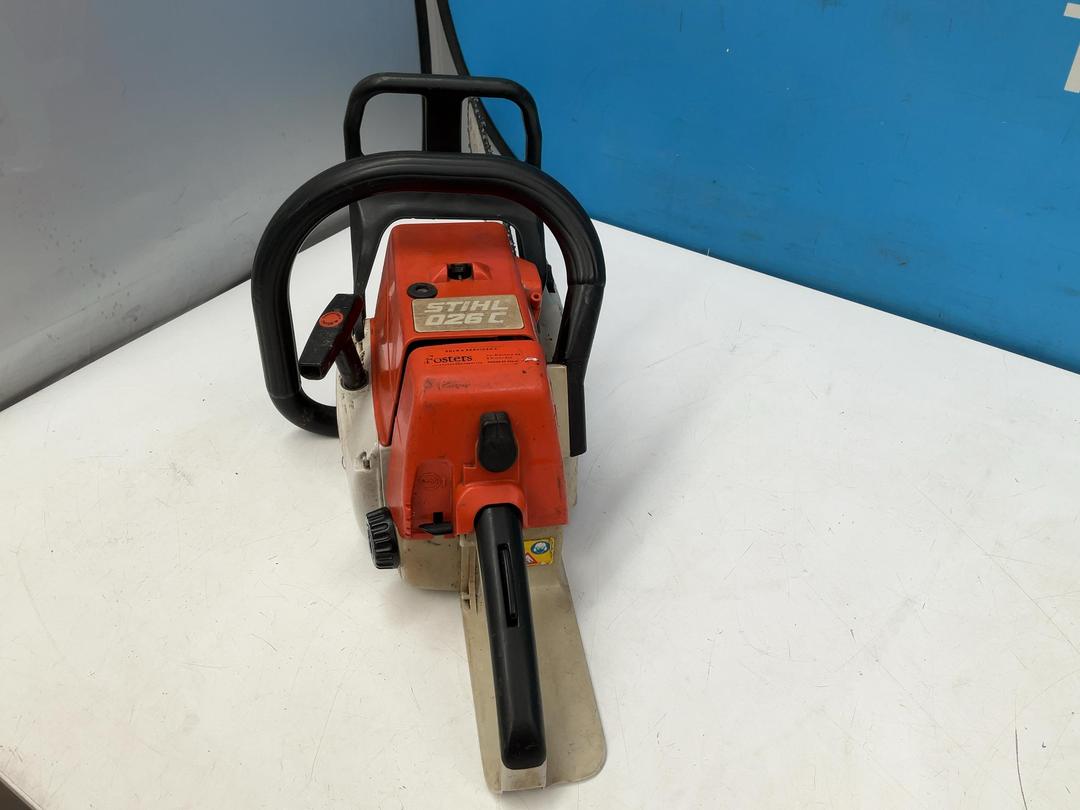 Photo '8' of Stihl 026C Chainsaw Photo '8' of Stihl 026C Chainsaw