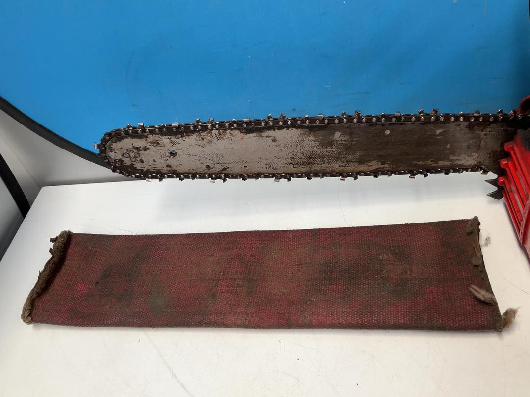 Photo '3' of Echo Chainsaw - Model CS-420ES