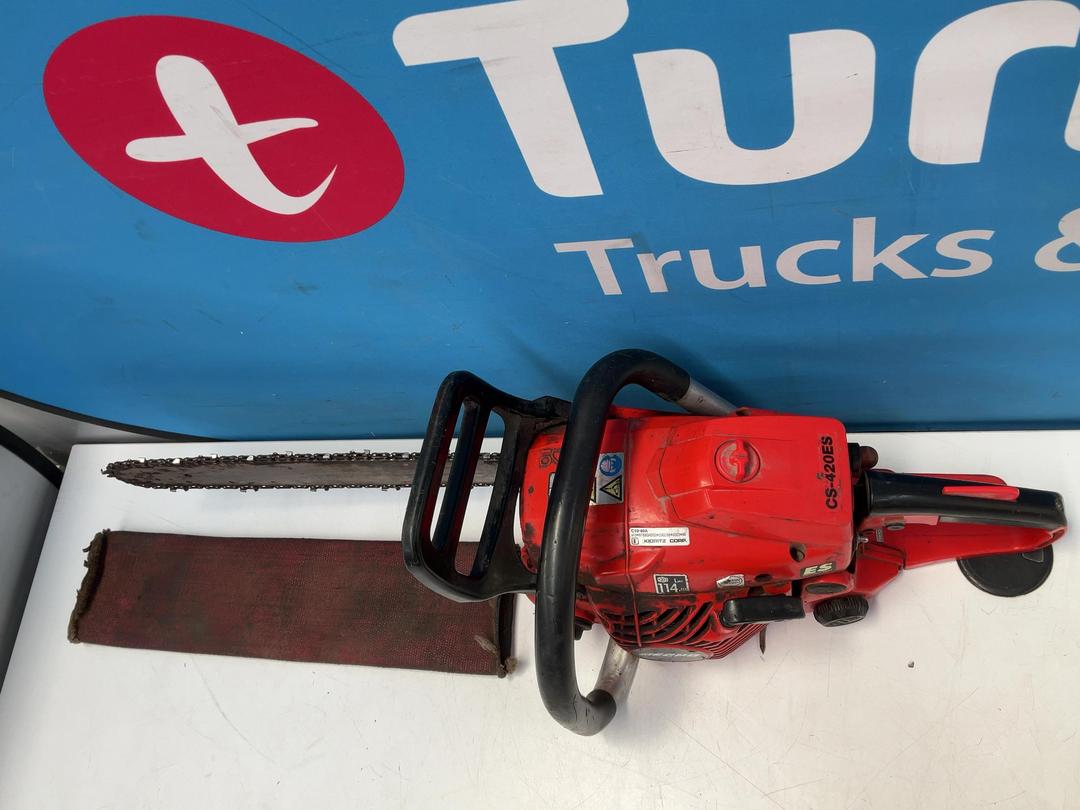 Photo '6' of Echo Chainsaw - Model CS-420ES