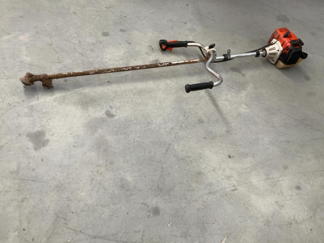 Photo '14' of Stihl FS 250 Brush Cutter