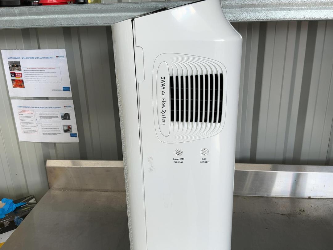 Photo '4' of Samsung Air Purifier Photo '4' of Samsung Air Purifier