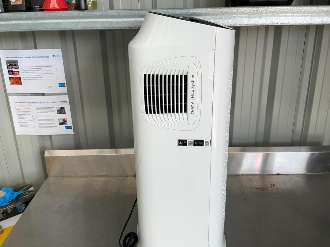 Photo '7' of Samsung Air Purifier Photo '7' of Samsung Air Purifier