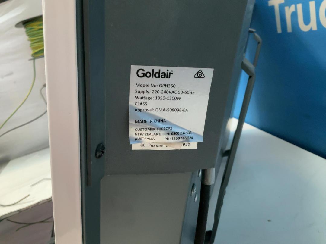 Photo '9' of Goldair wall heaters