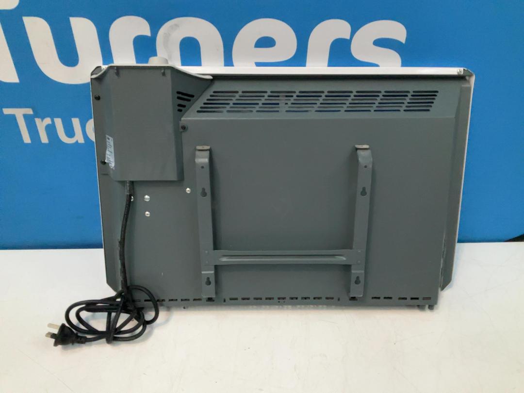 Photo '10' of Goldair wall heaters