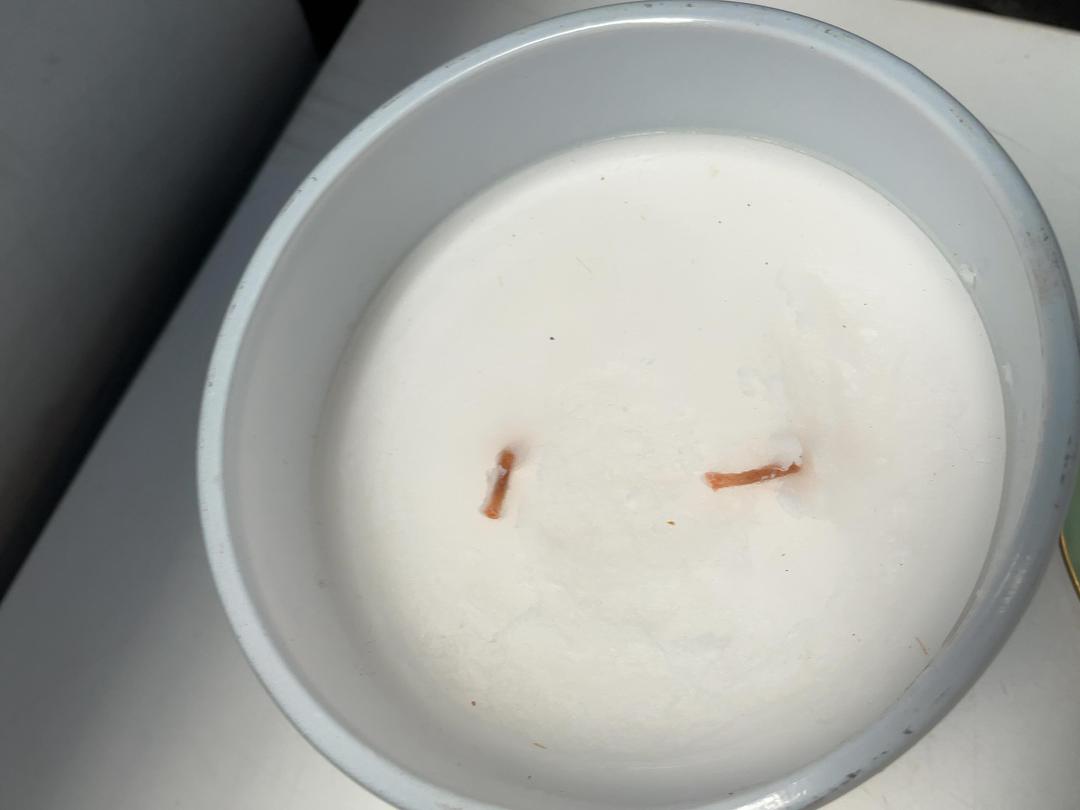 Photo '15' of Miscellaneous Items - Lamp or Similar, Candle Etc Photo '15' of Miscellaneous Items - Lamp or Similar, Candle Etc