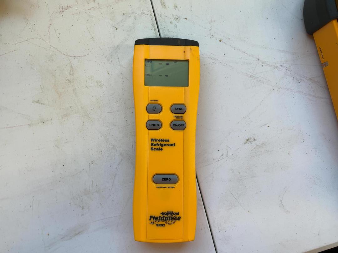 Photo '3' of Fieldpiece SRS2 Wireless Refrigerant Scale Photo '3' of Fieldpiece SRS2 Wireless Refrigerant Scale