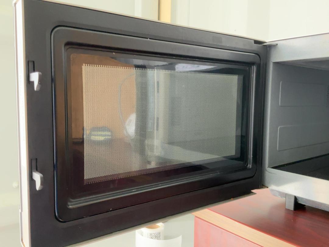 Photo '4' of Panasonic Microwave Photo '4' of Panasonic Microwave