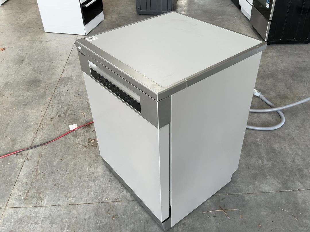 Photo '3' of Toshiba Dishwasher Photo '3' of Toshiba Dishwasher