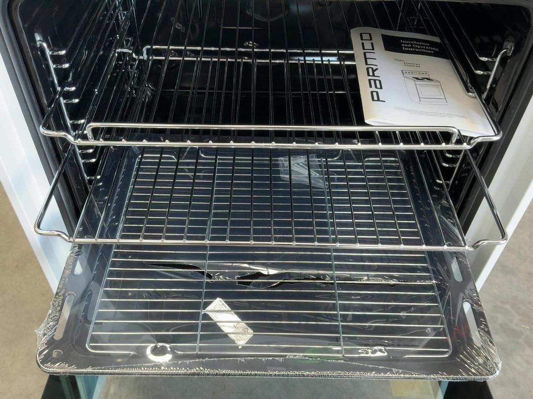 Photo '9' of Parmco Oven - White Photo '9' of Parmco Oven - White