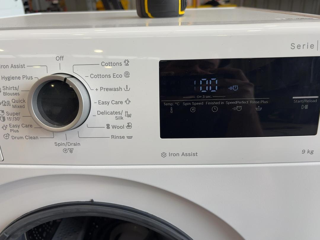 Photo '8' of BOSCH 9kg Washing Machine Photo '8' of BOSCH 9kg Washing Machine