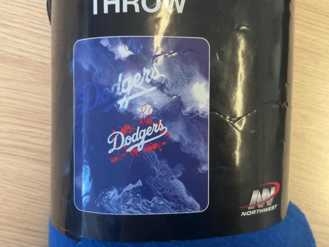 Photo '6' of Dodgers Blue Fleece Throw Photo '6' of Dodgers Blue Fleece Throw