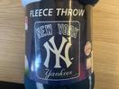 Thumbnail '4' of New York Yankees Blue Fleece Throw