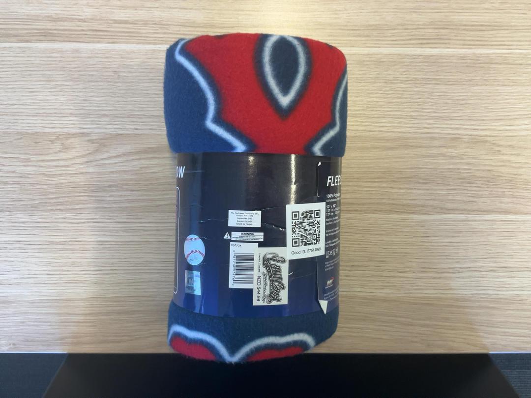Photo '2' of Boston Red Sox Blue Fleece Throw Photo '2' of Boston Red Sox Blue Fleece Throw
