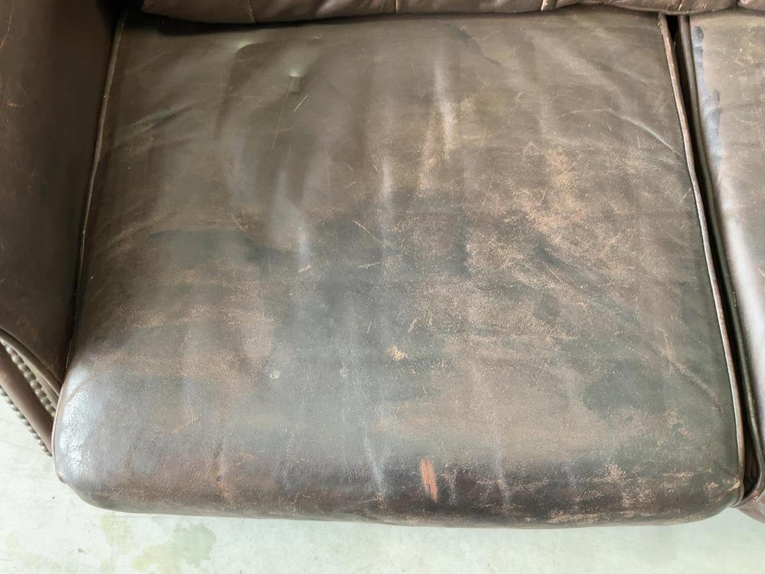 Photo '4' of Brown Coloured 2-Seater Couch