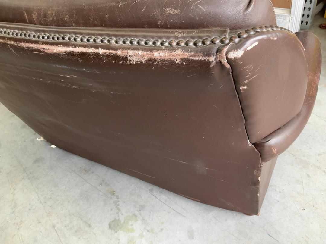 Photo '20' of Brown Coloured 2-Seater Couch