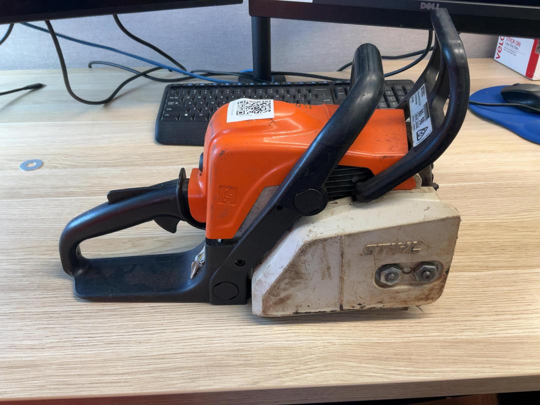 Photo '8' of STIHL MS180 Chainsaw