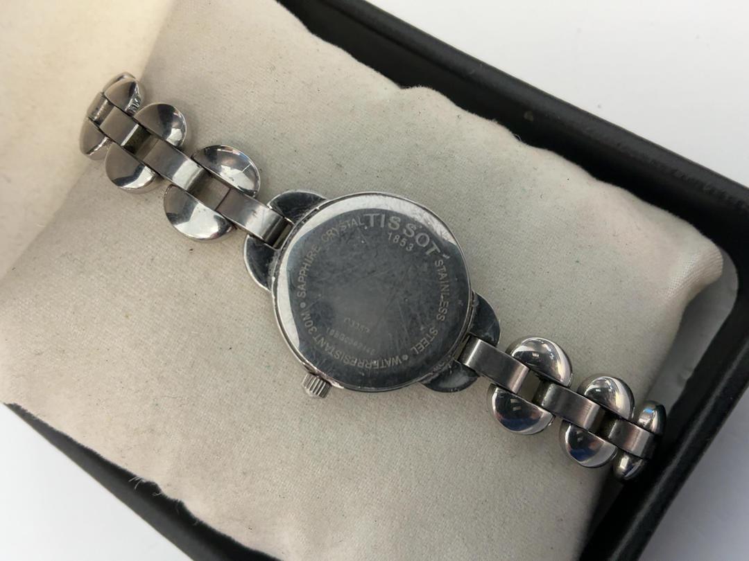 Photo '2' of Tissot silver coloured watch