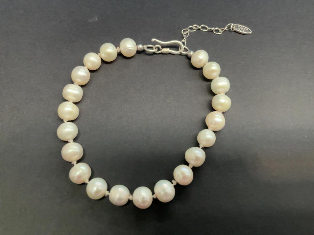 Photo '2' of Silver Pearl Bracelet Photo '2' of Silver Pearl Bracelet