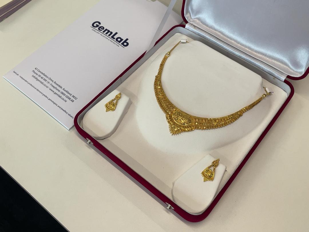 Photo '2' of 22 Carat Gold Necklace and Earring Set 24.19g