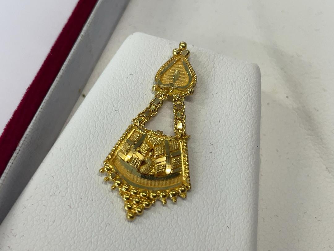 Photo '6' of 22 Carat Gold Necklace and Earring Set 24.19g