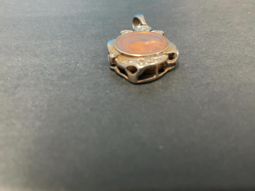 Photo '8' of 18CT Gold Taurus Pendant Photo '8' of 18CT Gold Taurus Pendant