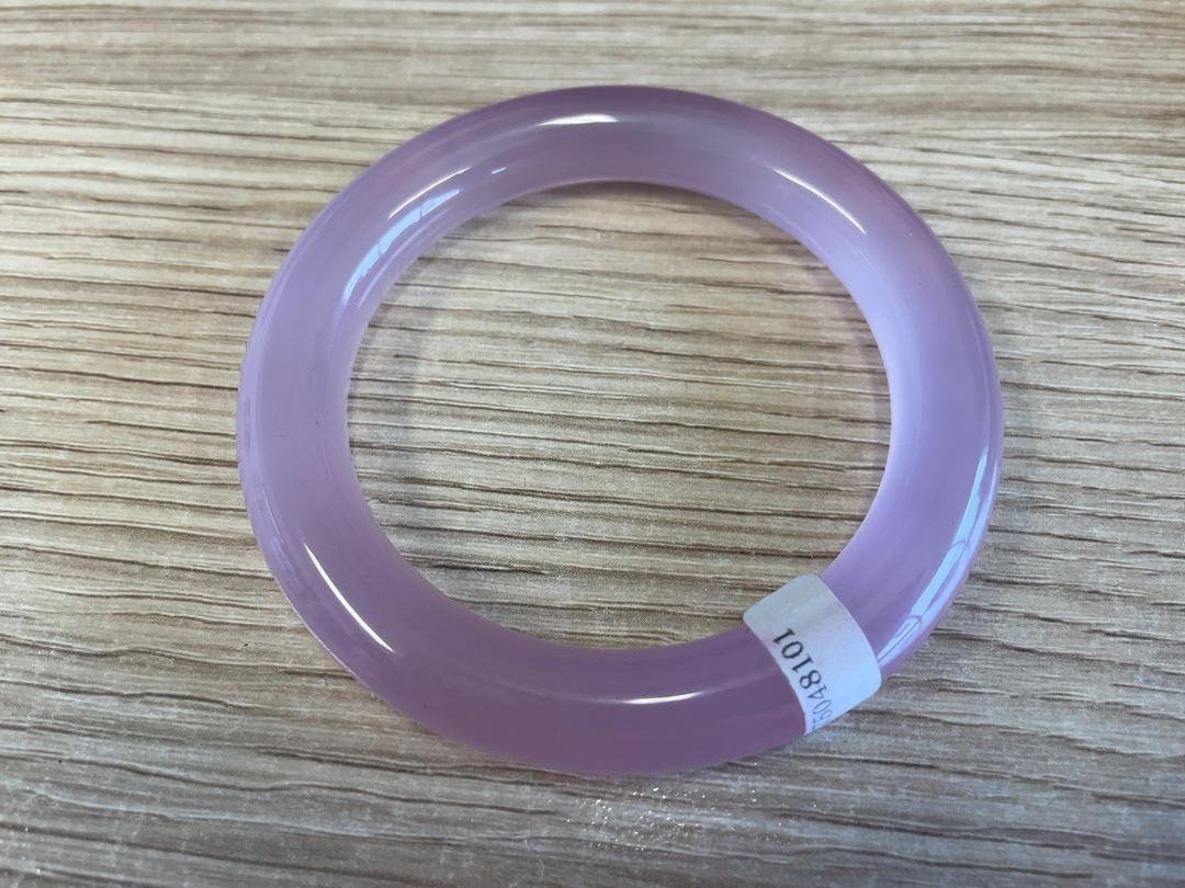 Photo '4' of Lilac Colour Chalcedony Bangle Photo '4' of Lilac Colour Chalcedony Bangle