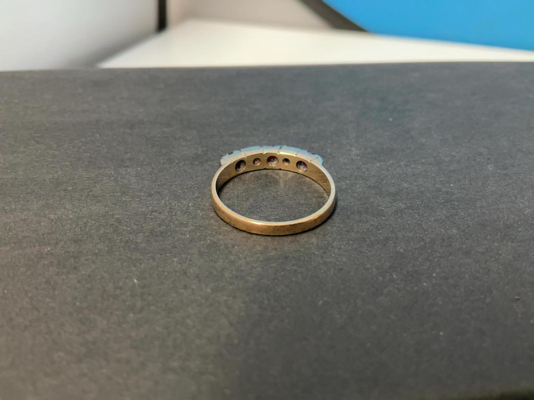 Photo '5' of 9CT Gold Ring w/ Red and Diamond Stones - 375 PALL