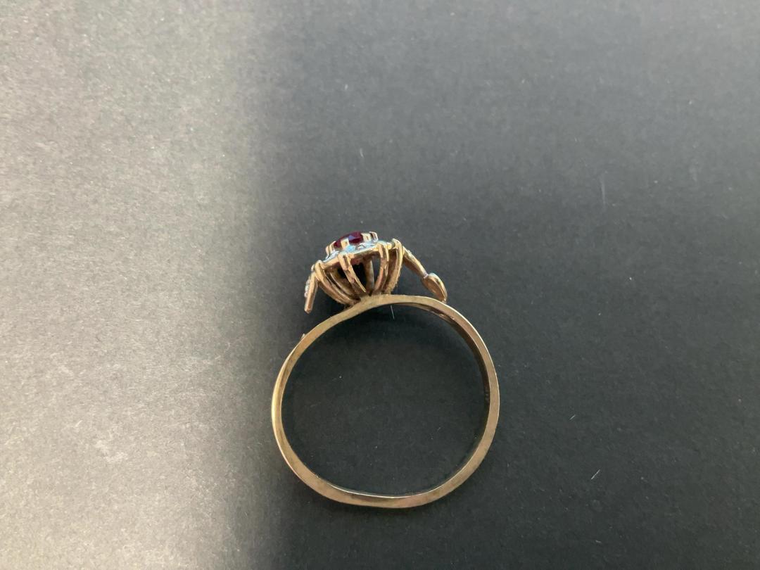 Photo '6' of 10CT Gold Ring w/ Red Stone - CR MHJ 417