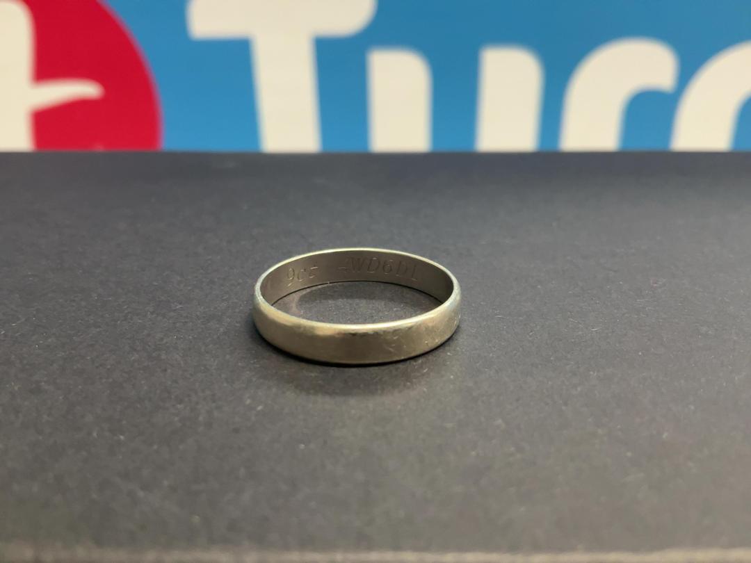 Photo '2' of 9CT White/Pale Gold Band Ring