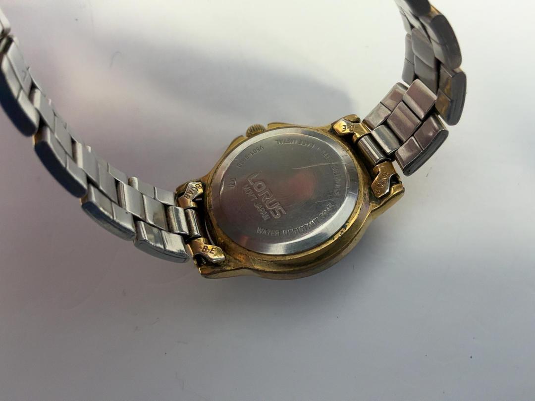 Photo '3' of Lorus Gold coloured watch Photo '3' of Lorus Gold coloured watch