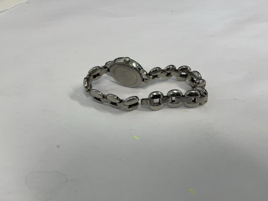 Photo '5' of Tissot silver coloured watch Photo '5' of Tissot silver coloured watch