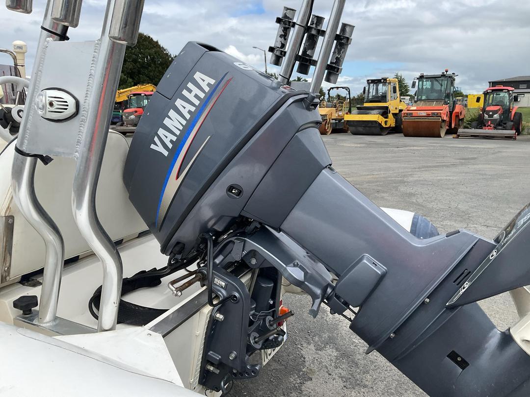 Photo '15' of Aurora Boat with 2009 Voyager Trailer