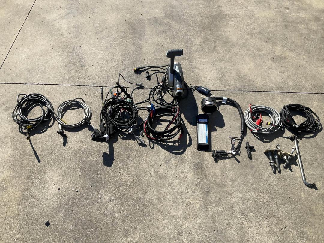 Photo '6' of 61488 : 2020 Evinrude Outboard Motor ONLY