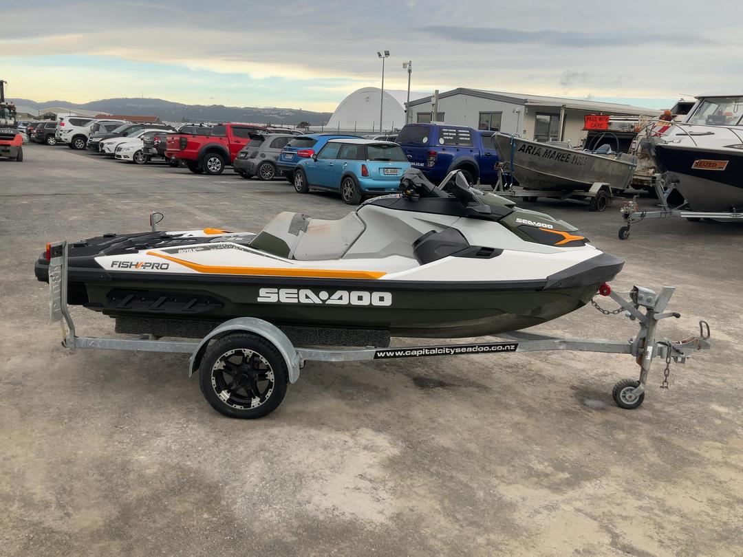 Photo '2' of 48Q13 : 2019 SeaDoo BRP Photo '2' of 48Q13 : 2019 SeaDoo BRP