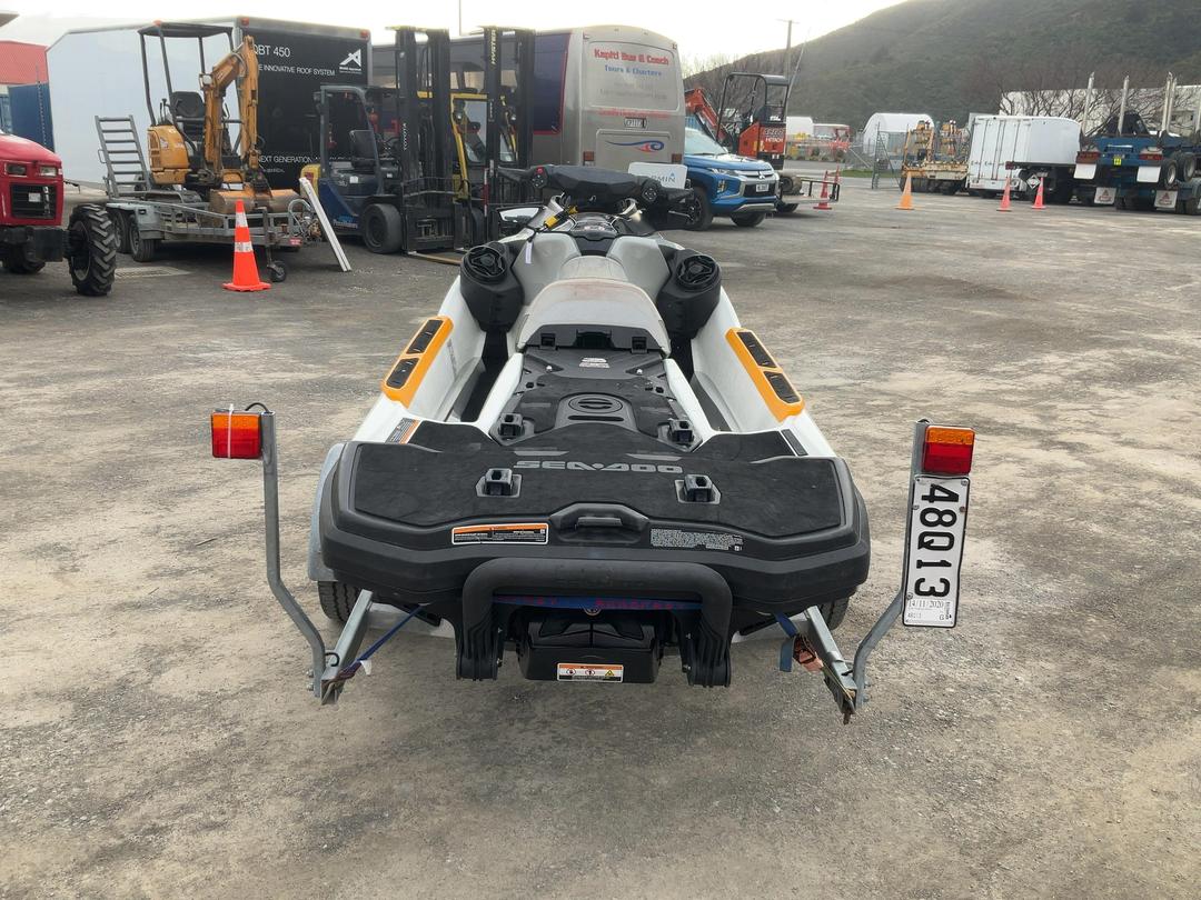 Photo '4' of 48Q13 : 2019 SeaDoo BRP Photo '4' of 48Q13 : 2019 SeaDoo BRP