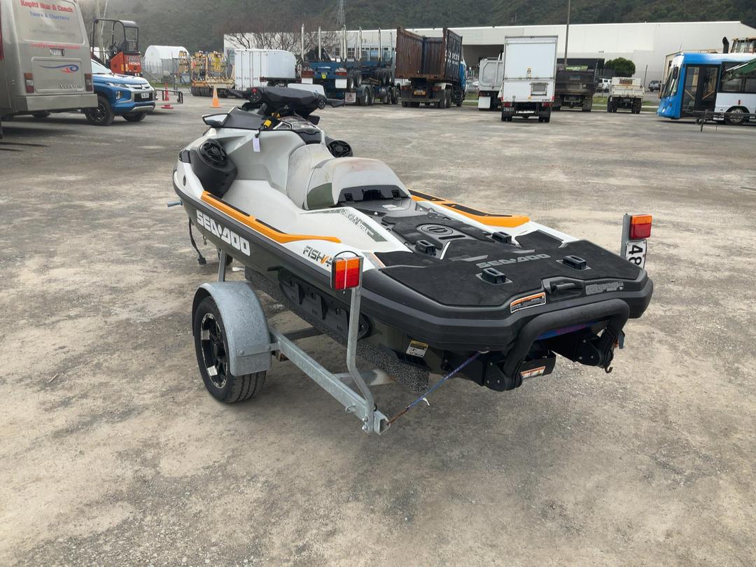 Photo '5' of 48Q13 : 2019 SeaDoo BRP Photo '5' of 48Q13 : 2019 SeaDoo BRP