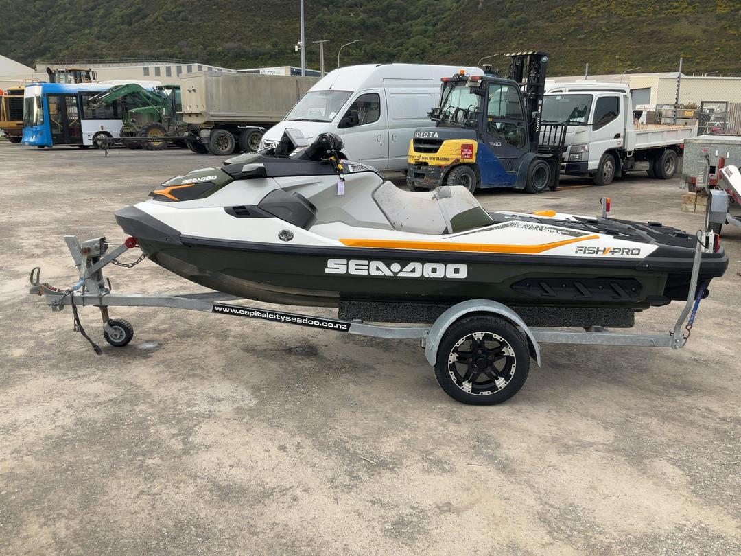 Photo '6' of 48Q13 : 2019 SeaDoo BRP Photo '6' of 48Q13 : 2019 SeaDoo BRP