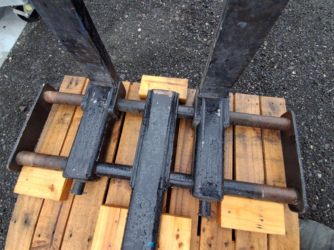 Photo '4' of Crane/Hiab Fork Attachment