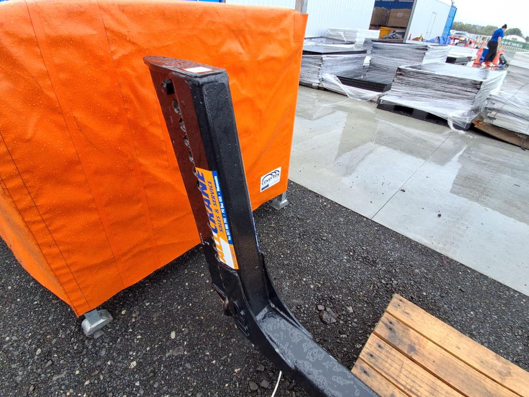 Photo '5' of Crane/Hiab Fork Attachment