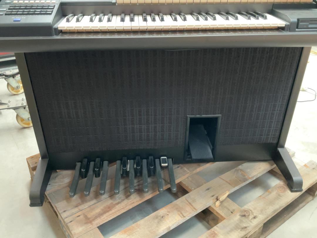 Photo '3' of Technics Electronic organ