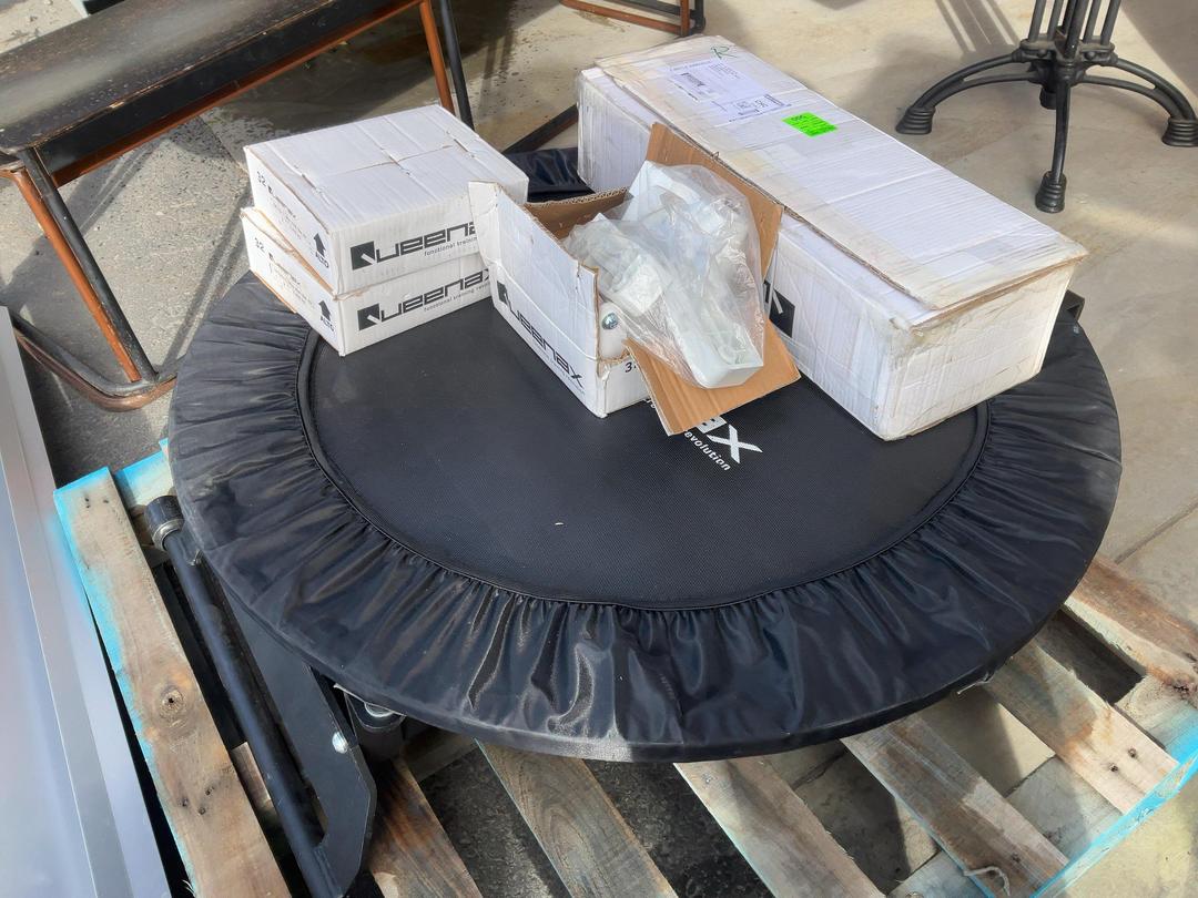 Photo '18' of Queenax - Commercial Multifunctional Gym System